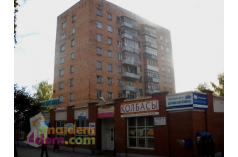 Продается Трехкомнатная квартира, Кирова, 3