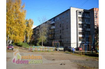 Продается Однокомнатная квартира, Школьная улица,  9