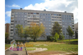 Продается Трехкомнатная квартира, Холмогорова, 26