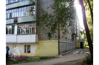 Продается Четырехкомнатная квартира, 9 Января, 205