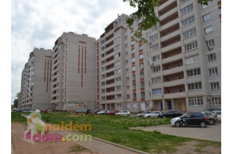 Продается Двухкомнатная квартира, Л.Толстого, 24