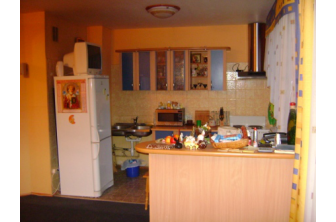 Продается Однокомнатная квартира, Школьная улица,  44