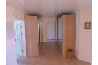 Продается Четырехкомнатная квартира, Совхозная, 3