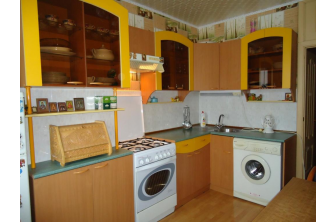 Продается Двухкомнатная квартира, Михайлова, 9